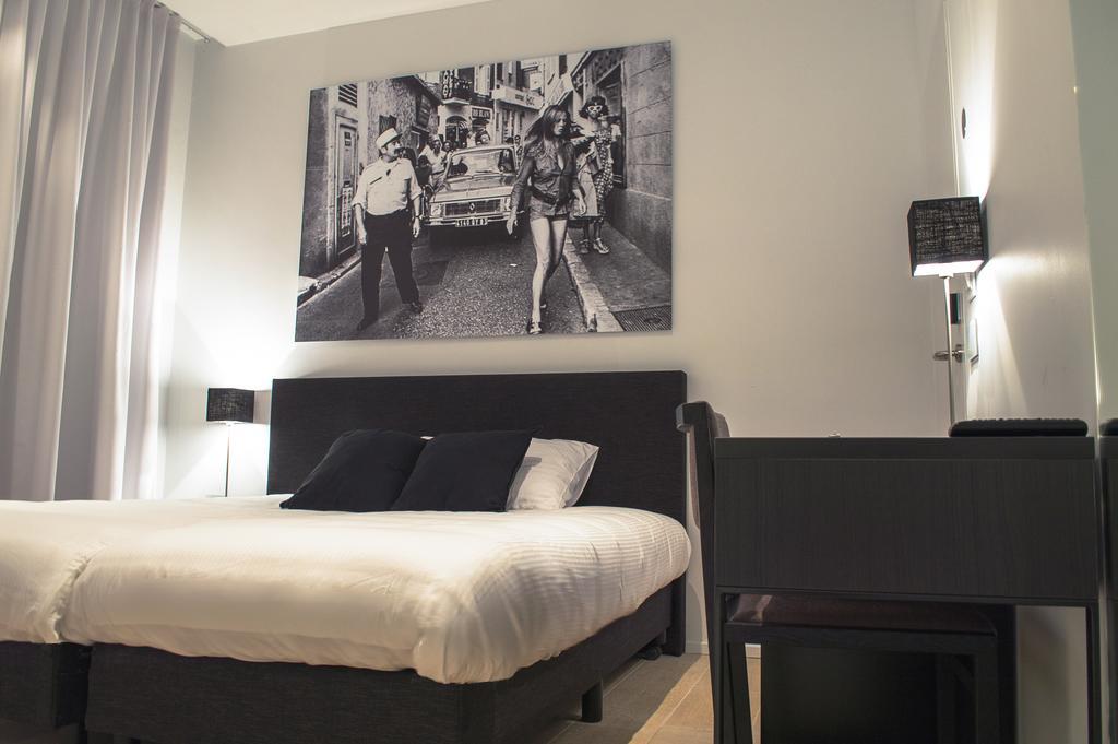 Guesthouse Svilla 튀른하우트 객실 사진