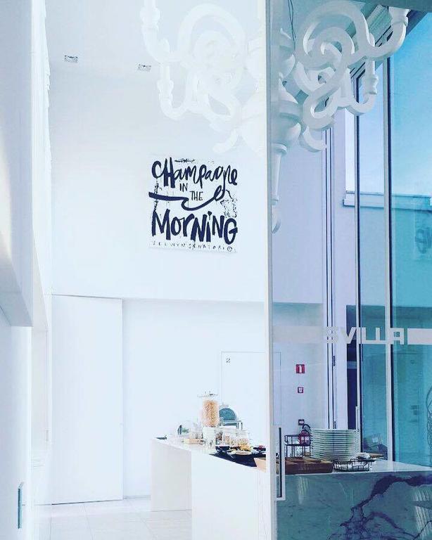 Guesthouse Svilla 튀른하우트 외부 사진