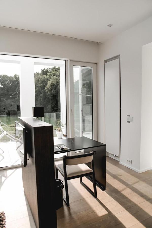 Guesthouse Svilla 튀른하우트 외부 사진